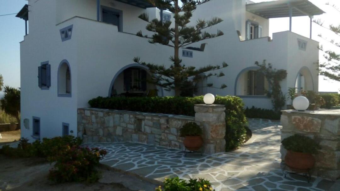 Kapares Studios Agia Anna  Exterior foto